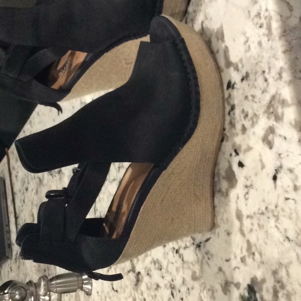 Platform shoes